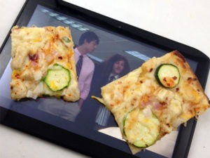 The Motorola XYBoard and my Thai chicken pizza