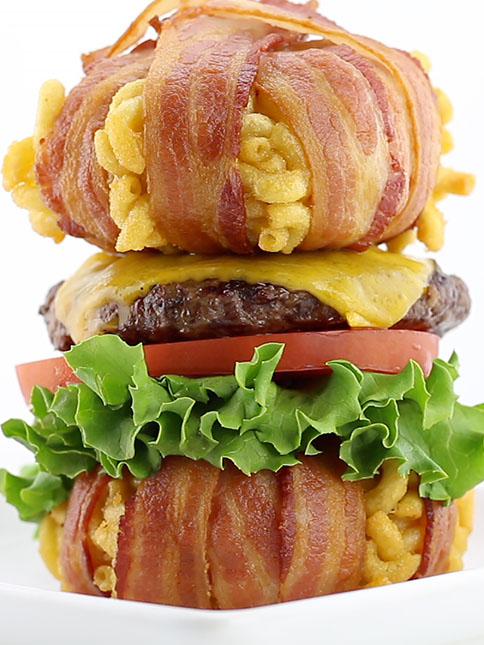 The Bacon Wrapped Macaroni and Cheese Bun Cheeseburger
