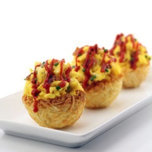 Scrambled Eggs in Edible Hashbrown Bowls